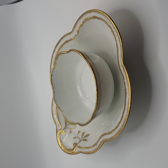 Antique LIMOGES FRANCE Old Abbey Porcelain Creamer & Underplate Set - Picture 6 of 6